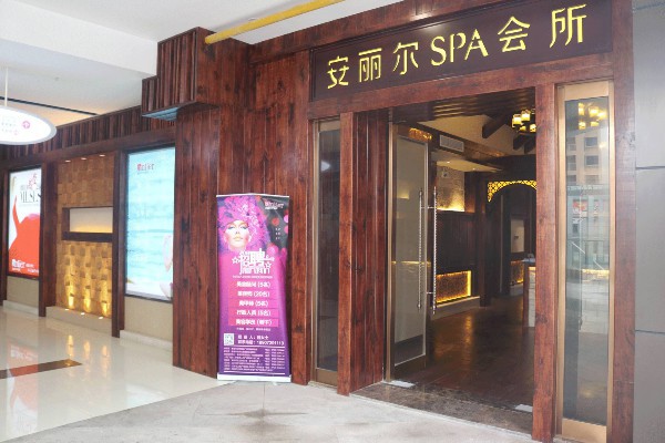 广州夜生活新动态:网红打卡地推荐 广州夜生活新动态:网红打卡地推荐